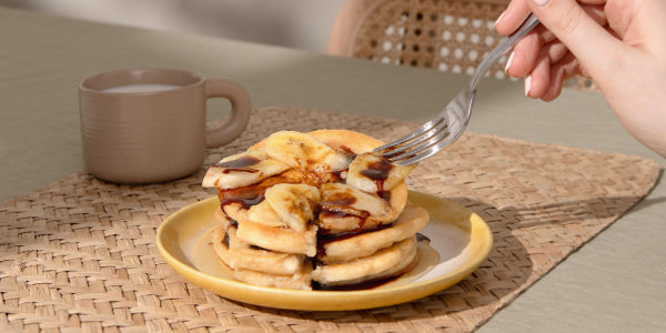 Pancakes con banane e cioccolato